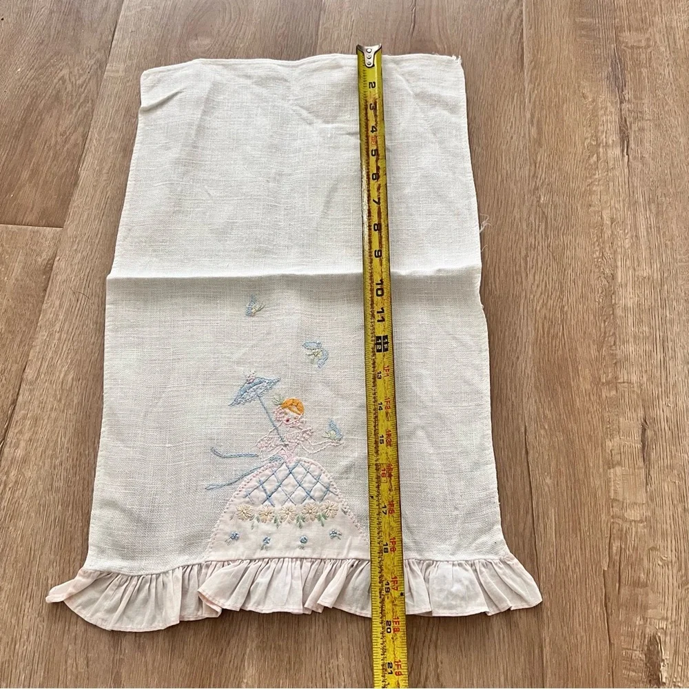 Cute Vintage 1950s Tea Towel Hand Stitched Dress Girl‎ With Umbrella 20” X 11.5”